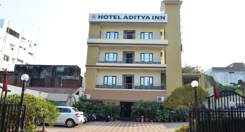Hotel City Grand, Varanasi 1